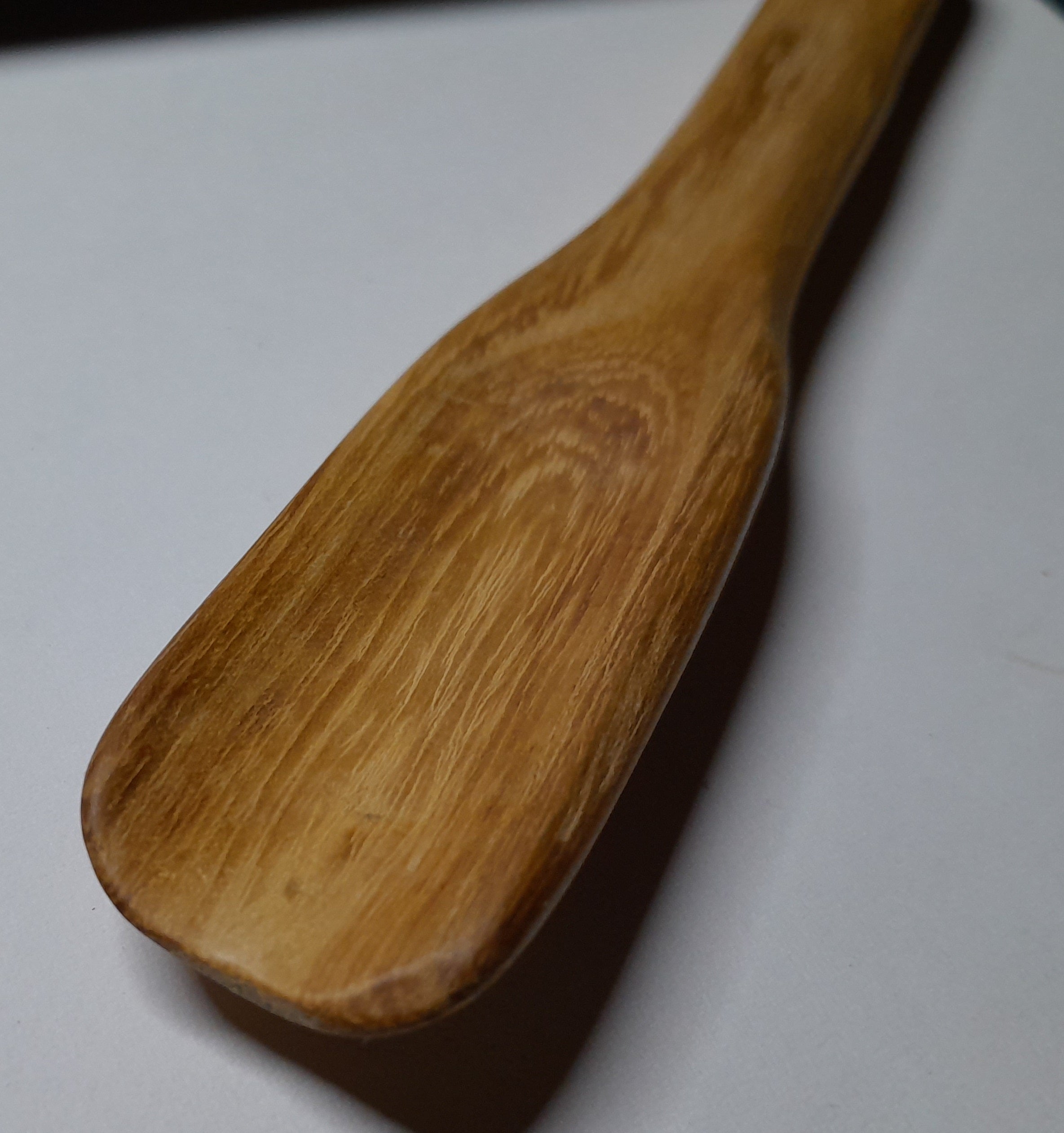 Cuillère à miel / café en robinier large