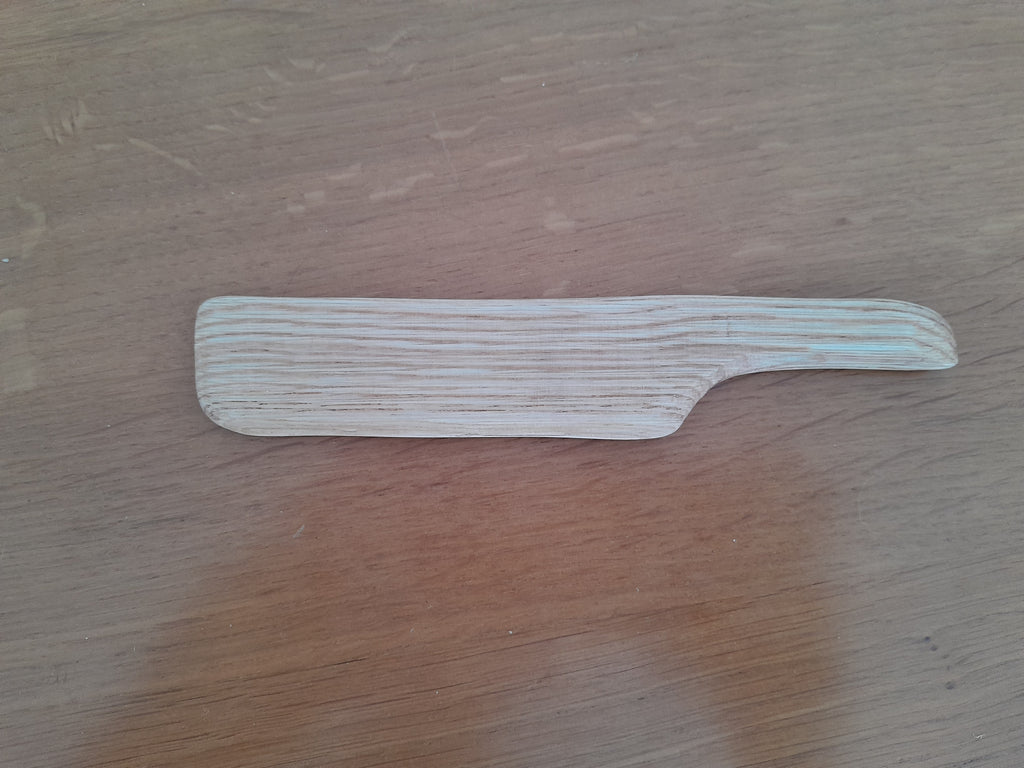 Spatule à tartiner en châtaignier